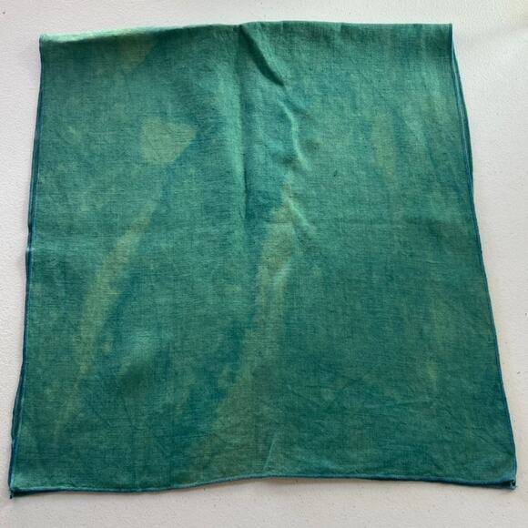 Unbranded Napkins Linen Set of 2 32" x 15.5" Turquoise Embroidered Acid Wash - Picture 6 of 9